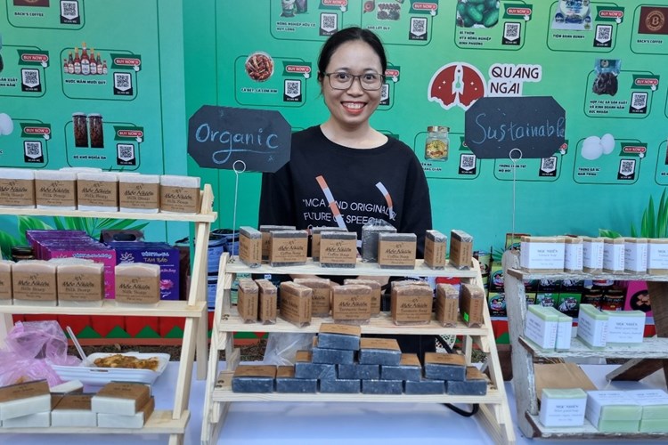 Cô gái khởi nghiệp thành công với xà phòng tự nhiên tốt cho sức khỏe - Anh 1