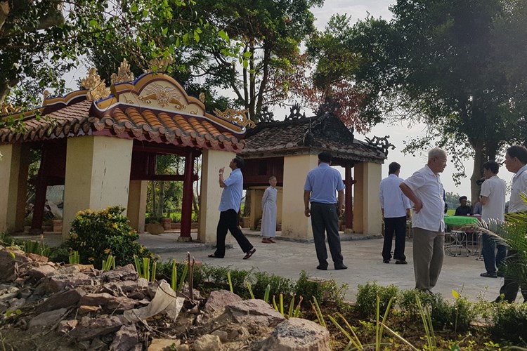 Yêu cầu dừng tổ chức lễ giỗ Hoàng đế Quang Trung tại Miếu Đôi - Anh 1