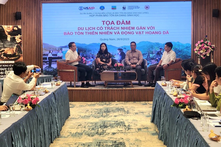 Du lịch có trách nhiệm gắn với bảo tồn thiên nhiên và động vật hoang dã - Anh 1