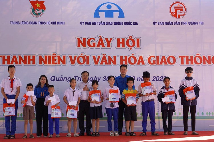 Ngày hội Thanh niên với văn hóa giao thông - Anh 2
