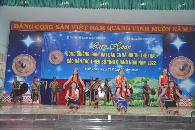 “Bảo tàng” văn hóa đồng bào Cadong, điểm dừng chân của du khách - Anh 4
