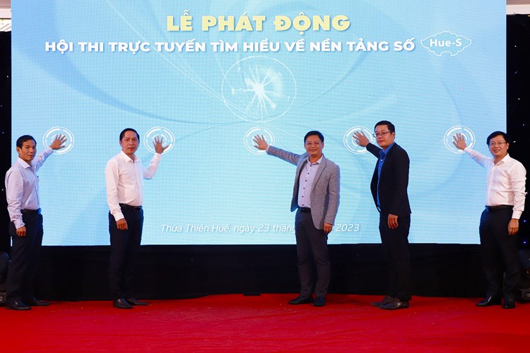 Phát động Hội thi trực tuyến về tìm hiểu nền tảng Hue-S - Anh 1