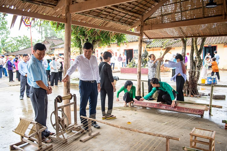 Tái hiện 