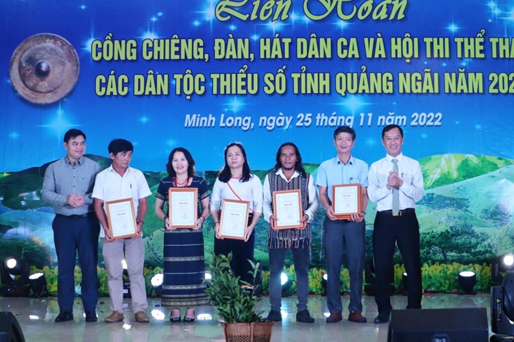 Người nghệ nhân truyền cảm hứng cho thế hệ trẻ về âm nhạc truyền thống đồng bào Hrê - Anh 3