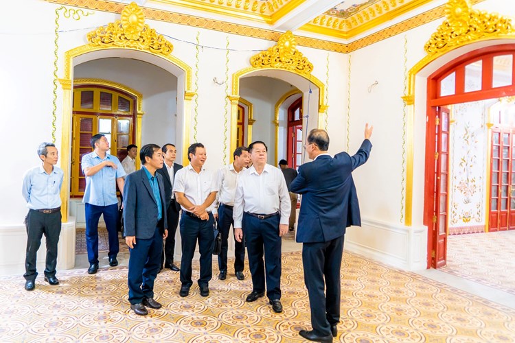 Huế góp phần quan trọng về xây dựng hình ảnh Việt Nam trên trường quốc tế - Anh 6