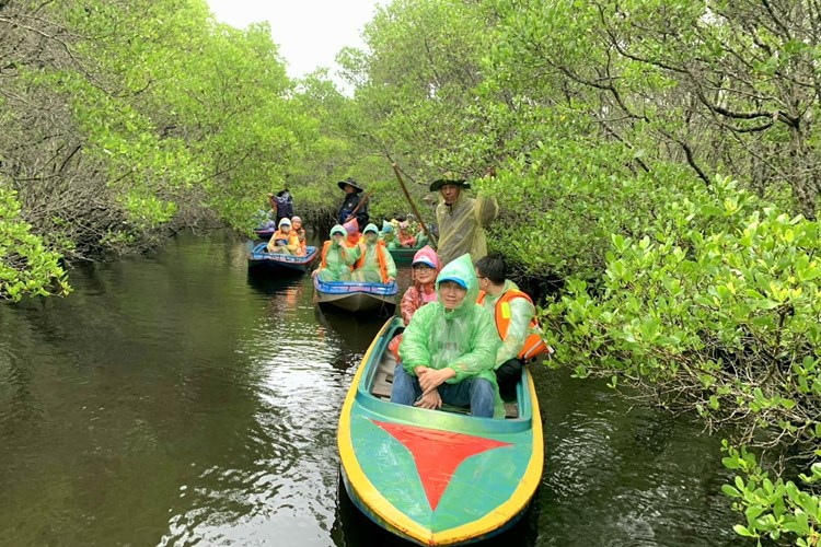 Chương trình Farmtrip “Du lịch cộng đồng, OCOP - Kết nối thiên nhiên, văn hóa Quảng Ngãi” - Anh 2