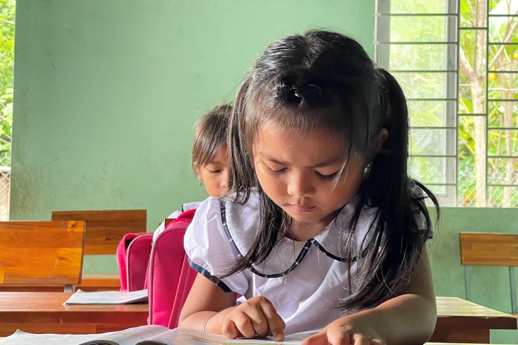 Cô giáo thầm lặng chắp cánh ước mơ cho học trò nơi rẻo cao - Anh 6