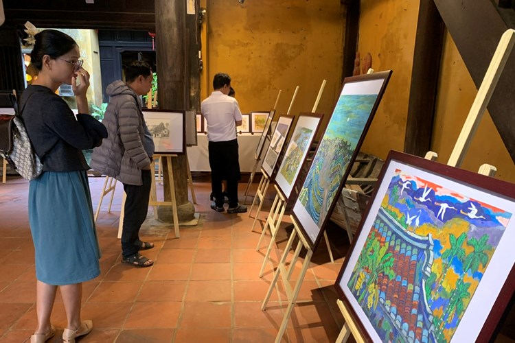 Trưng bày tranh “Hồn phố” tại Hội An - Anh 1