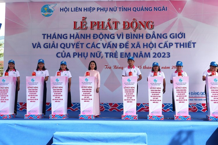 Quảng Ngãi: Hướng đến mục tiêu xây dựng xã hội văn minh, trao cơ hội bình đẳng cho phụ nữ và trẻ em gái - Anh 1