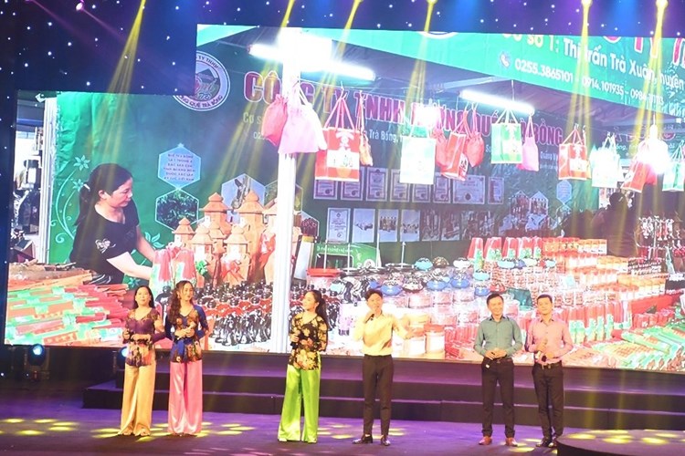 Quảng Ngãi: Chương trình truyền hình “Sao OCOP hội tụ và lan tỏa” - Anh 1