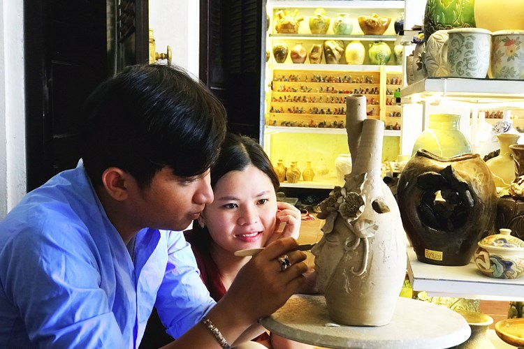 Cơ hội nâng tầm sản phẩm thủ công mỹ nghệ của Thành phố sáng tạo Hội An - Anh 1
