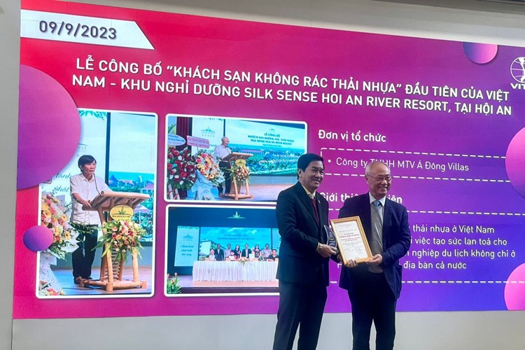 Lễ công bố 