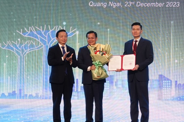 Chủ tịch nước dự Lễ Kỷ niệm 10 năm thành lập Khu Công nghiệp VSIP Quảng Ngãi - Anh 2
