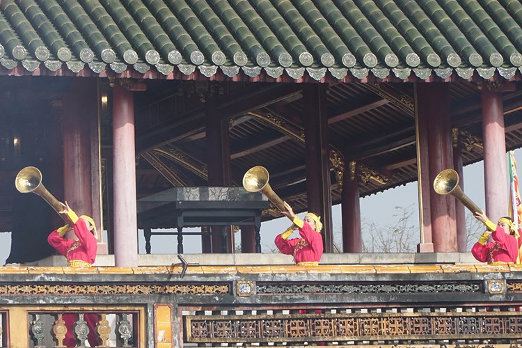 Công bố chương trình Festival Huế 2024 và tái hiện Lễ Ban sóc triều Nguyễn - Anh 4