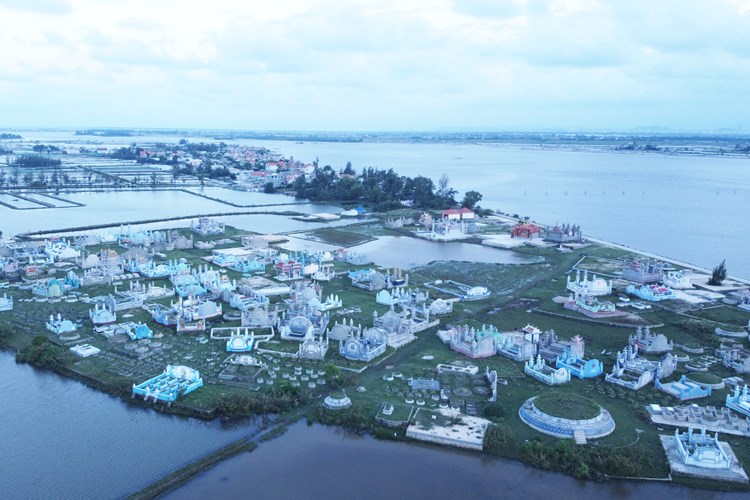 Thừa Thiên Huế sẽ hỗ trợ người dân sử dụng dịch vụ hỏa táng - Anh 1