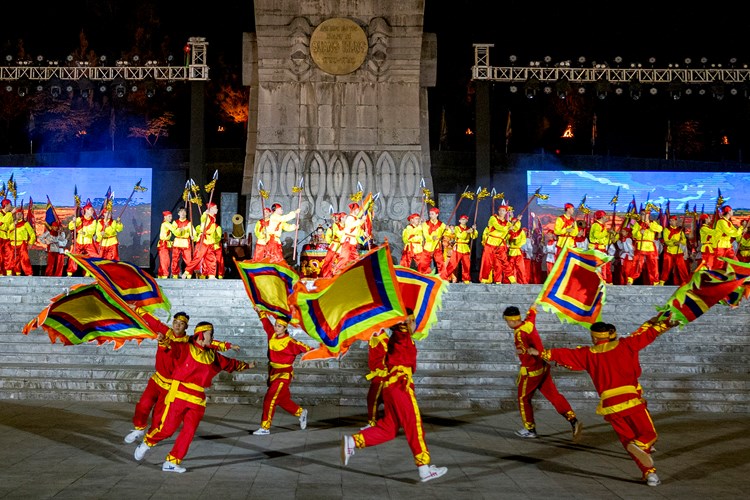Tái hiện lễ lên ngôi của Hoàng đế Quang Trung và xuất binh đại phá quân Thanh - Anh 9