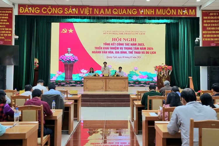 Quảng Ngãi: Ngành VHTTDL linh hoạt sáng tạo, đạt nhiều kết quả nổi bật - Anh 1
