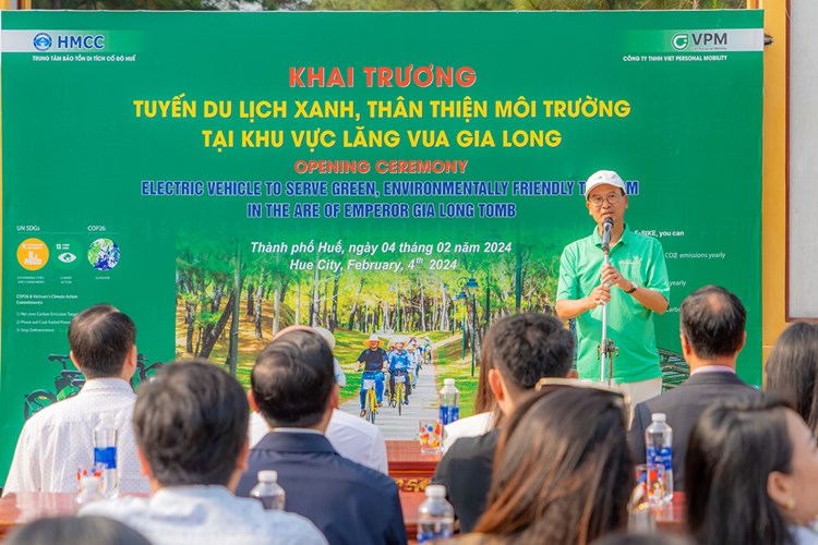 Khai trương tour du lịch xanh tại di tích lăng vua Gia Long - Anh 2