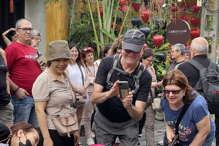 Quảng Nam: Đón 305.000 lượt khách tham quan, lưu trú dịp Tết - Anh 2