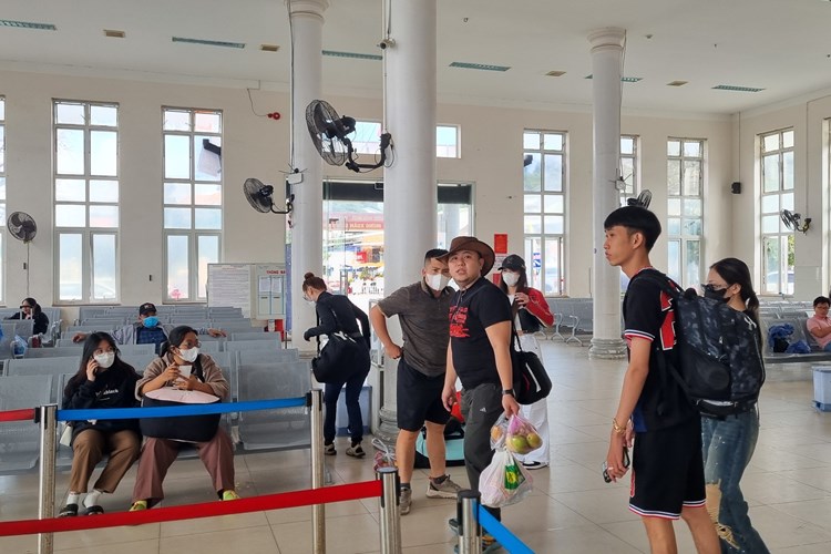 Đảm bảo an toàn cho du khách và người dân du xuân đảo Lý Sơn - Anh 2