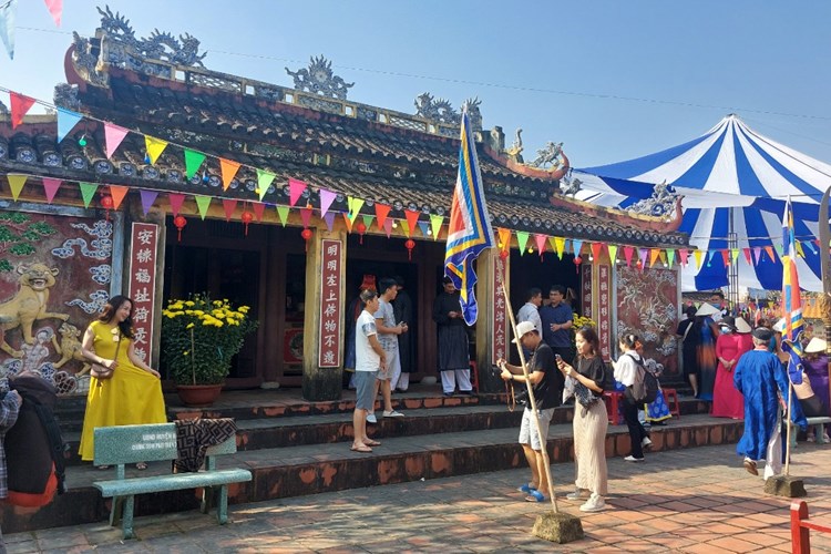 Đà Nẵng: Khai hội đình làng Túy Loan - Anh 3