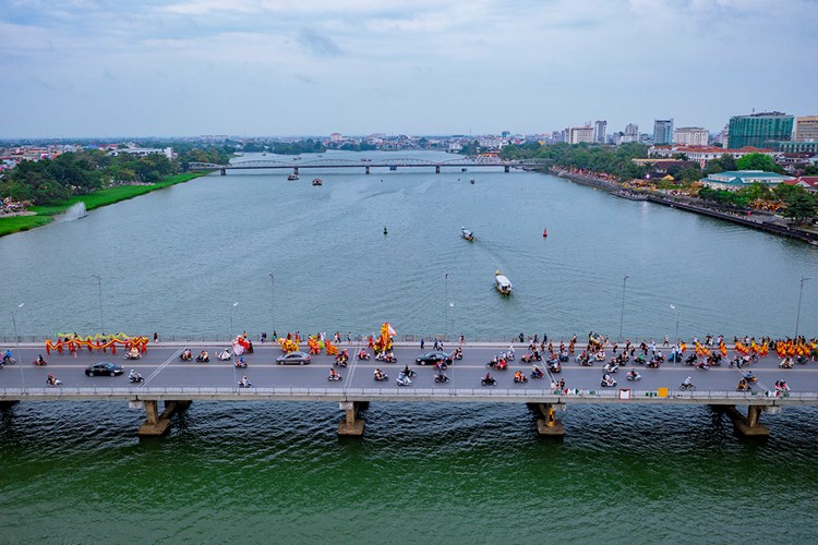 Huế lấy ý kiến cử tri về Đề án thành lập Thành phố trực thuộc Trung ương - Anh 1