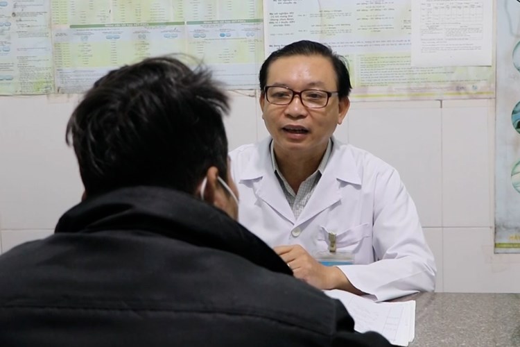 Những chiến sĩ “áo trắng” tận tậm với nghề - Anh 4