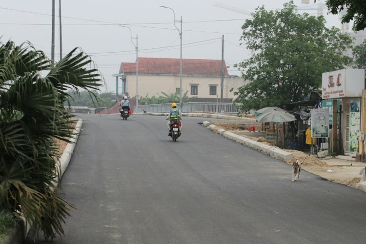 Cầu Lợi Nông hơn 100 tỉ đồng đã được “lộ diện” sau 6 năm ì ạch - Anh 1