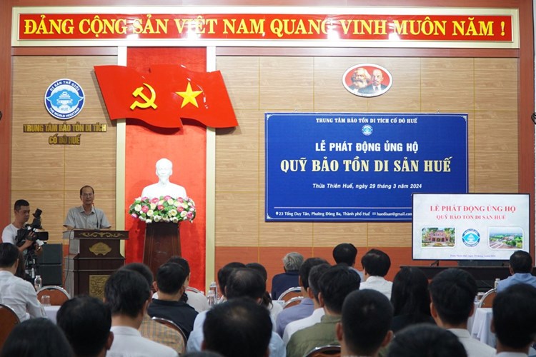 Phát động ủng hộ Quỹ Bảo tồn di sản Huế - Anh 1