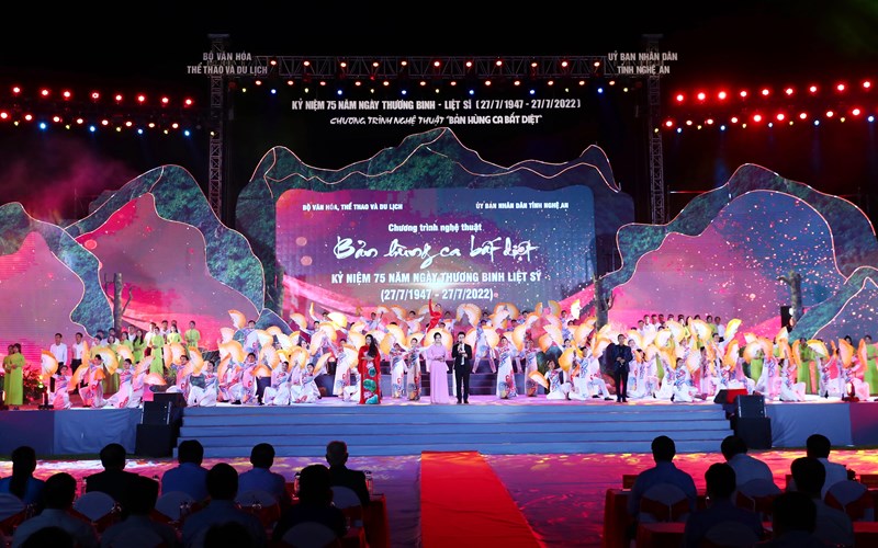 Chỉ thị của Bộ VHTTDL: Tăng cường quản lý nhà nước đối với một số hoạt động văn hóa nghệ thuật, lễ hội, bảo vệ và phát huy giá trị di sản văn hóa, phục hồi và phát triển du lịch - Anh 1