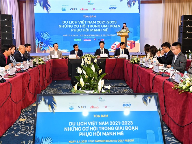 Bàn giải pháp thúc đẩy du lịch phục hồi và phát triển trong tình hình mới - Anh 2