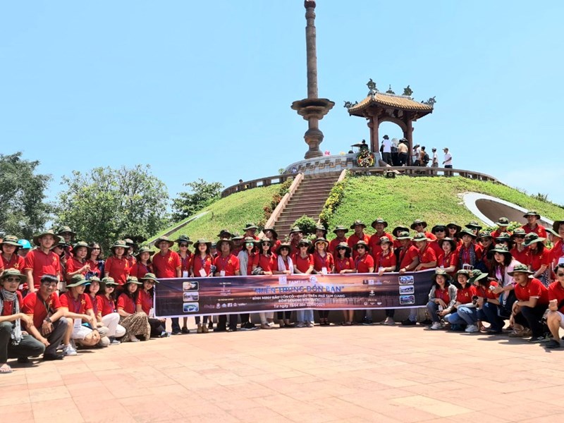 Quảng Trị: Lễ hội Thống nhất non sông và Khai trương mùa du lịch biển, đảo năm 2021 - Anh 1