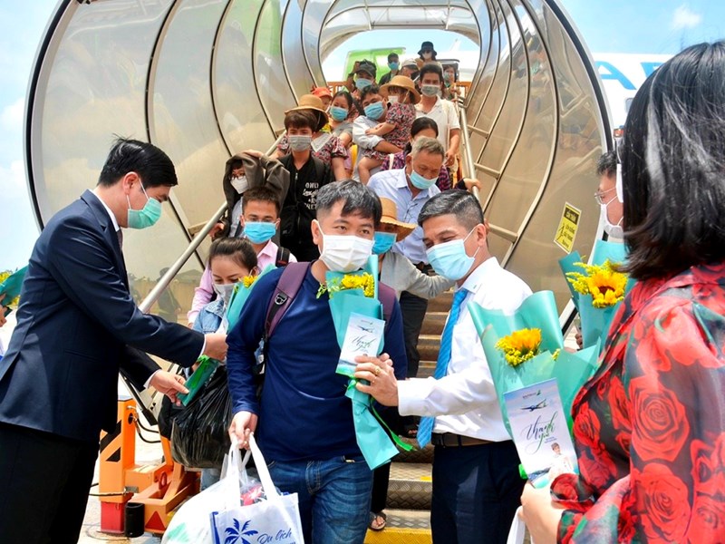 Đang tràn trề hy vọng, cả ngành Du lịch lại lo lắng - Anh 1