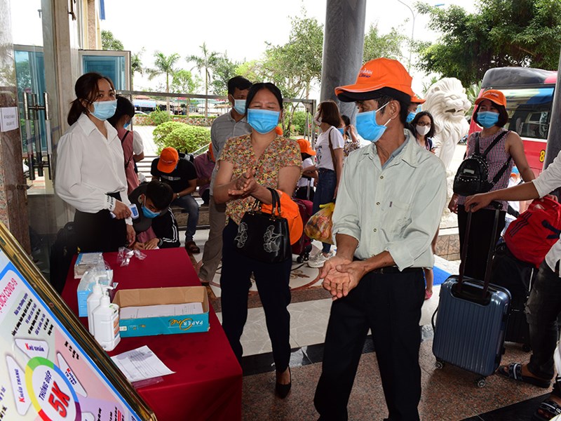 Thanh Hoá chủ động phòng, chống dịch Covid-19 để mùa du lịch an toàn - Anh 3
