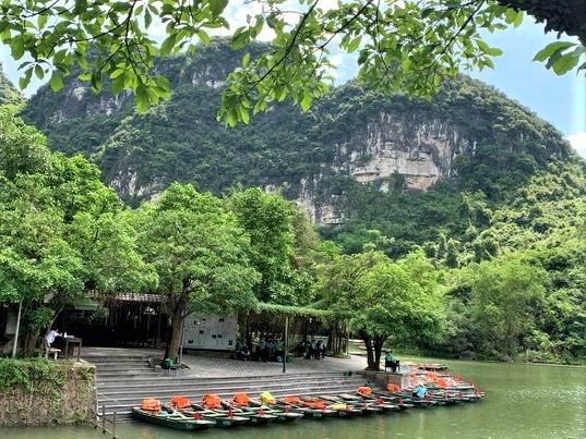 Ninh Bình: Tạm dừng đón khách tại các khu, điểm du lịch từ 6h ngày 7.5 - Anh 1