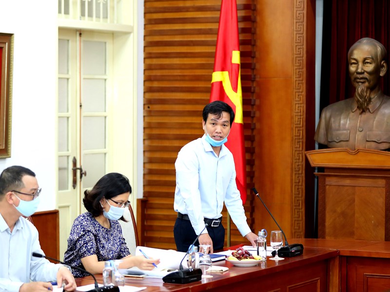 Bộ trưởng Nguyễn Văn Hùng: Hoàn thiện các văn bản quy phạm pháp luật làm công cụ quản lý ngành là rất quan trọng - Anh 4