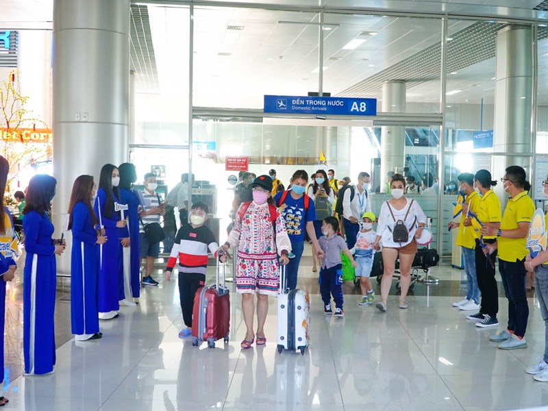 Cần những cơ chế, chính sách đủ mạnh để phát triển du lịch - Anh 4