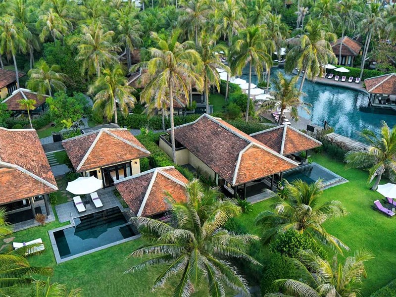 Du lịch Việt Nam-Những việc cần làm để tăng tốc - Anh 1