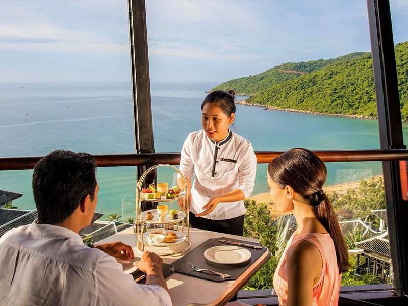 Du lịch Việt Nam-Những việc cần làm để tăng tốc - Anh 8