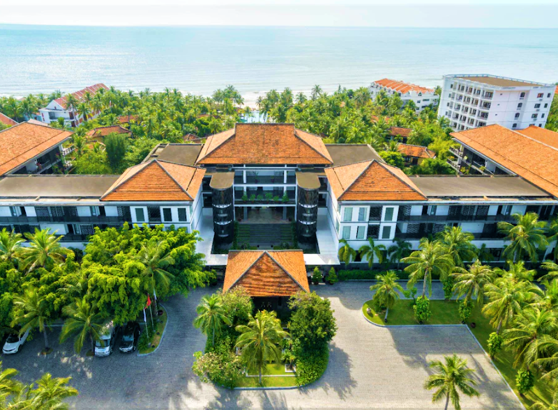 Còn nhiều vướng mắc để du lịch trở thành ngành kinh tế mũi nhọn - Anh 2