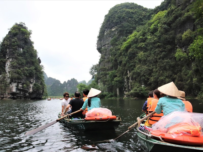 Ngày Du lịch thế giới 2021: Mở ra tầm nhìn tốt hơn về du lịch cho những người phía sau - Anh 1
