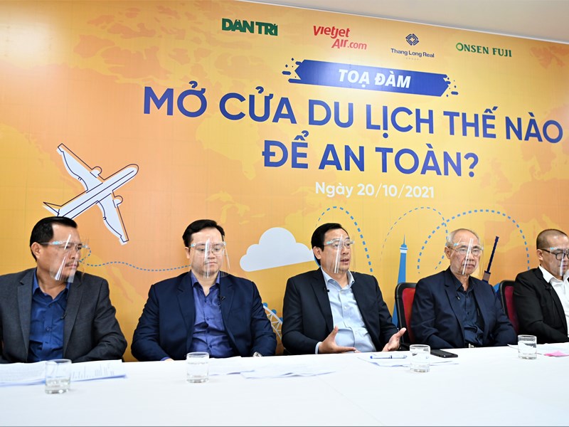 Thời điểm chín muồi để mở cửa du lịch an toàn - Anh 1
