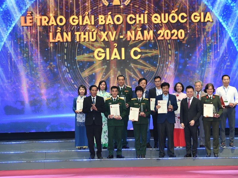 112 tác phẩm xuất sắc được trao giải Báo chí quốc gia lần thứ XV - Anh 6