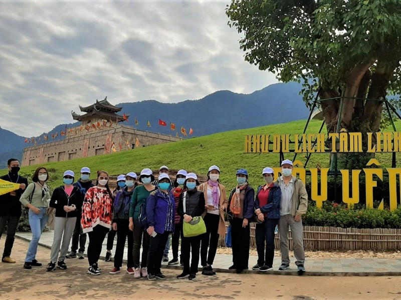Mở cửa du lịch: Vẫn khó trăm bề - Anh 1