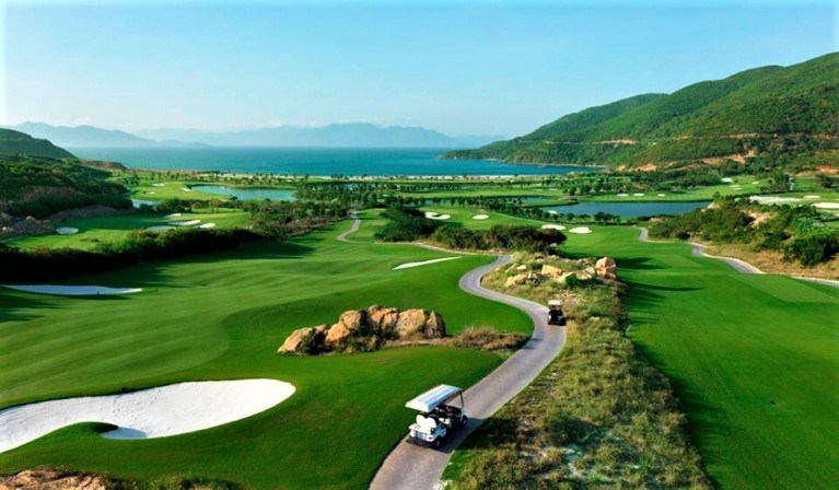 Việt Nam là điểm đến golf tốt nhất thế giới 2021 - Anh 1