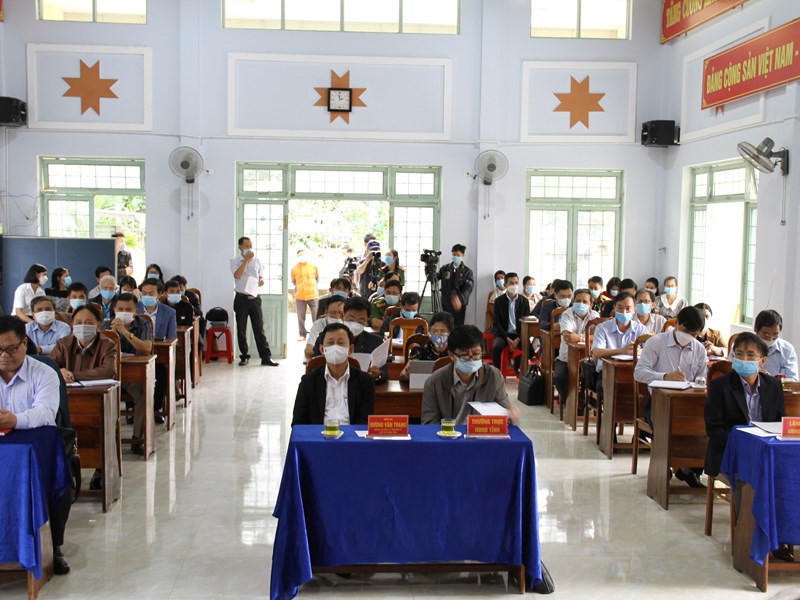 Tiếp xúc cử tri tại Kon Tum, Bộ trưởng Nguyễn Văn Hùng: Bộ VHTTDL sẽ đồng hành cùng tỉnh bảo tồn và phát huy các giá trị di tích, danh thắng gắn với việc phát triển du lịch - Anh 3