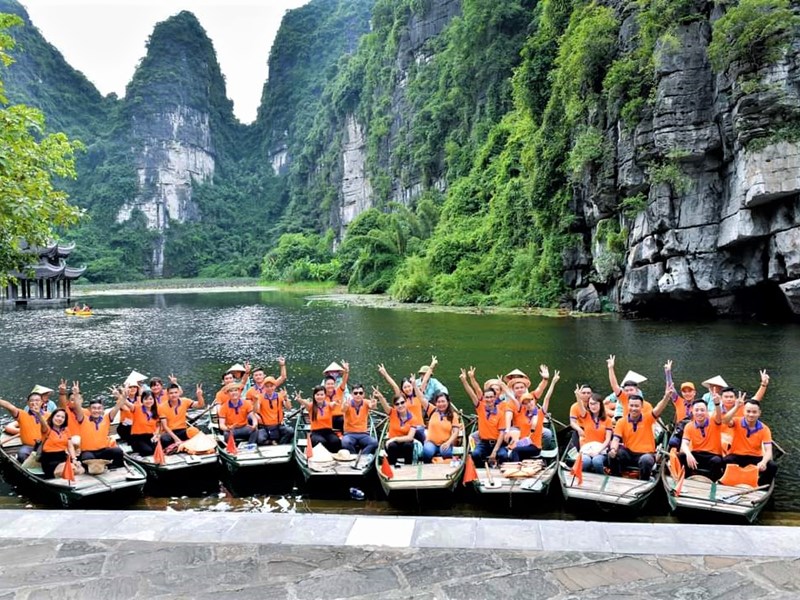Thu hút sự quan tâm của toàn xã hội về phục hồi du lịch - Anh 2