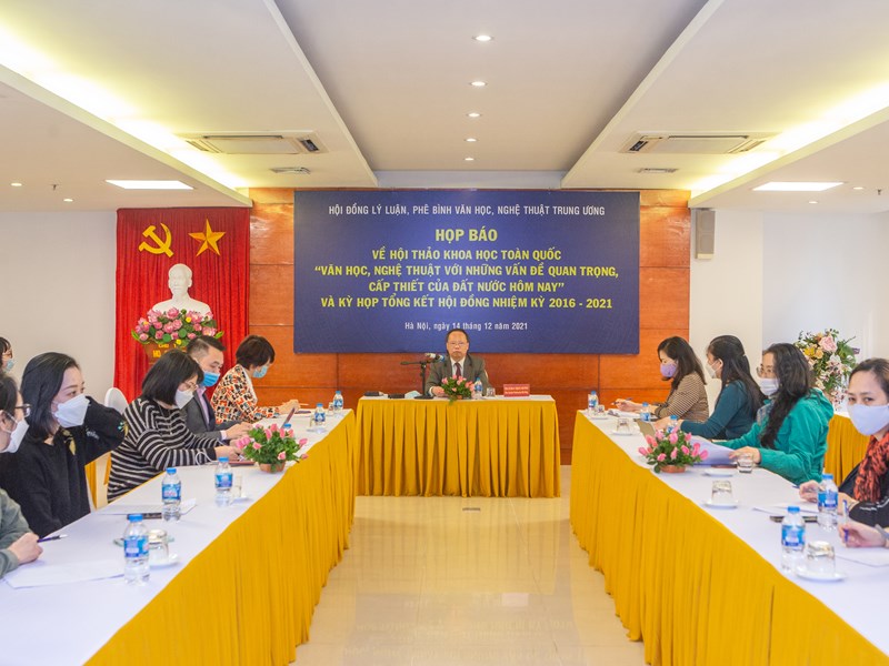 Văn học nghệ thuật với những vấn đề quan trọng, cấp thiết của đất nước hôm nay - Anh 1