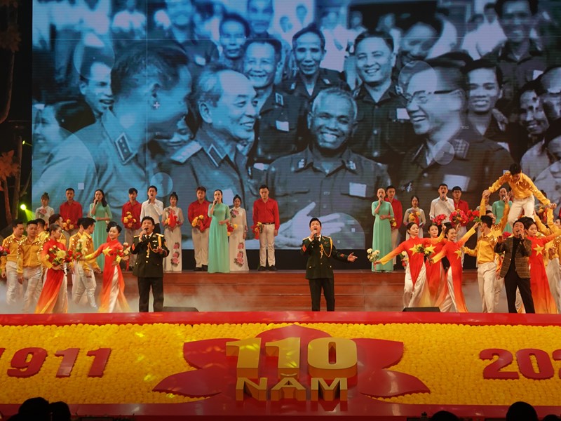 Kỷ niệm trọng thể 110 năm ngày sinh Đại tướng Võ Nguyên Giáp - Anh 1