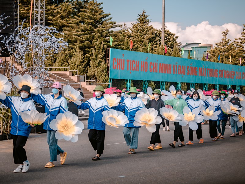 Những diễn viên đặc biệt của Ngày hội Văn hóa dân tộc Mông lần III - Anh 14